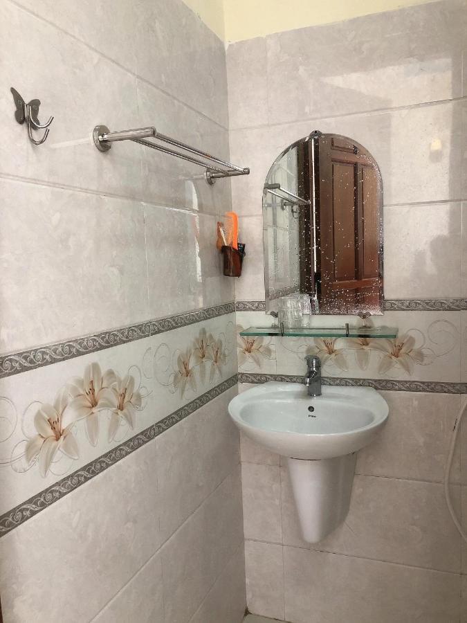 Hoang Gia Bao Hotel Tỉnh Kontum Eksteriør bilde